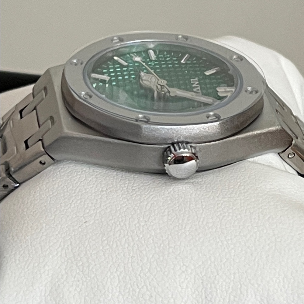NWT - 69264 - Invicta Celestial Silver Watch with Green Dial - Picture 4 of 6